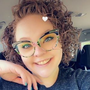 Meet your Posher, Mary kate